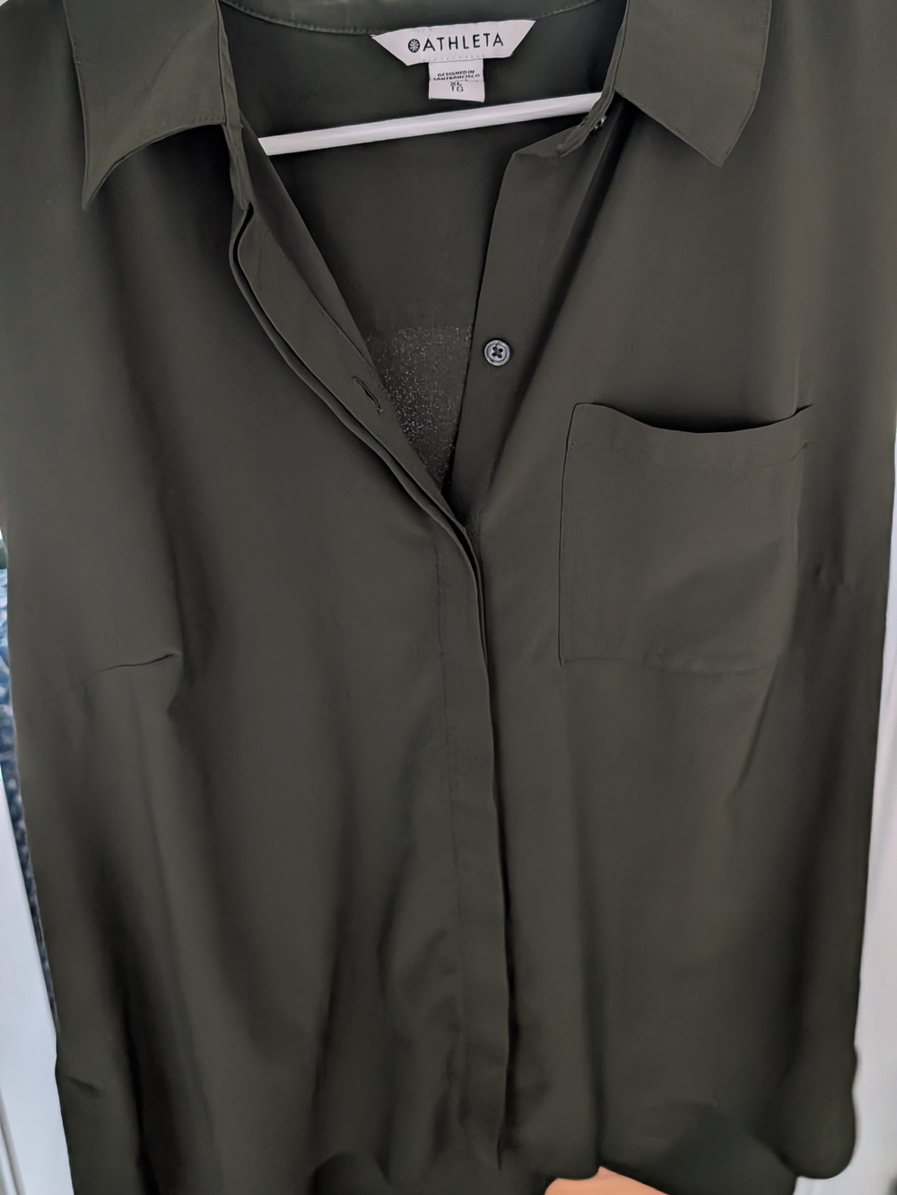 Athleta Women's Dark Olive Green Casual Button-Down Sleeveless Blouse